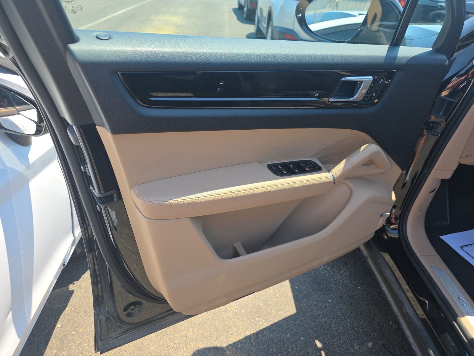 PORSCHE CAYENNE - 10