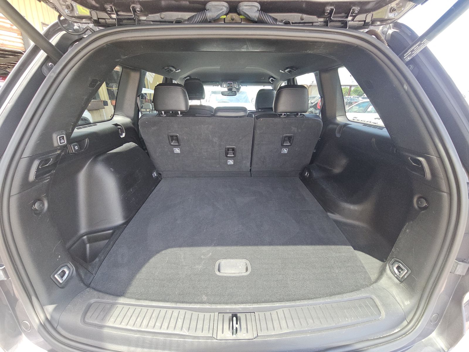 2024 Jeep Grand Cherokee Altitude RWD