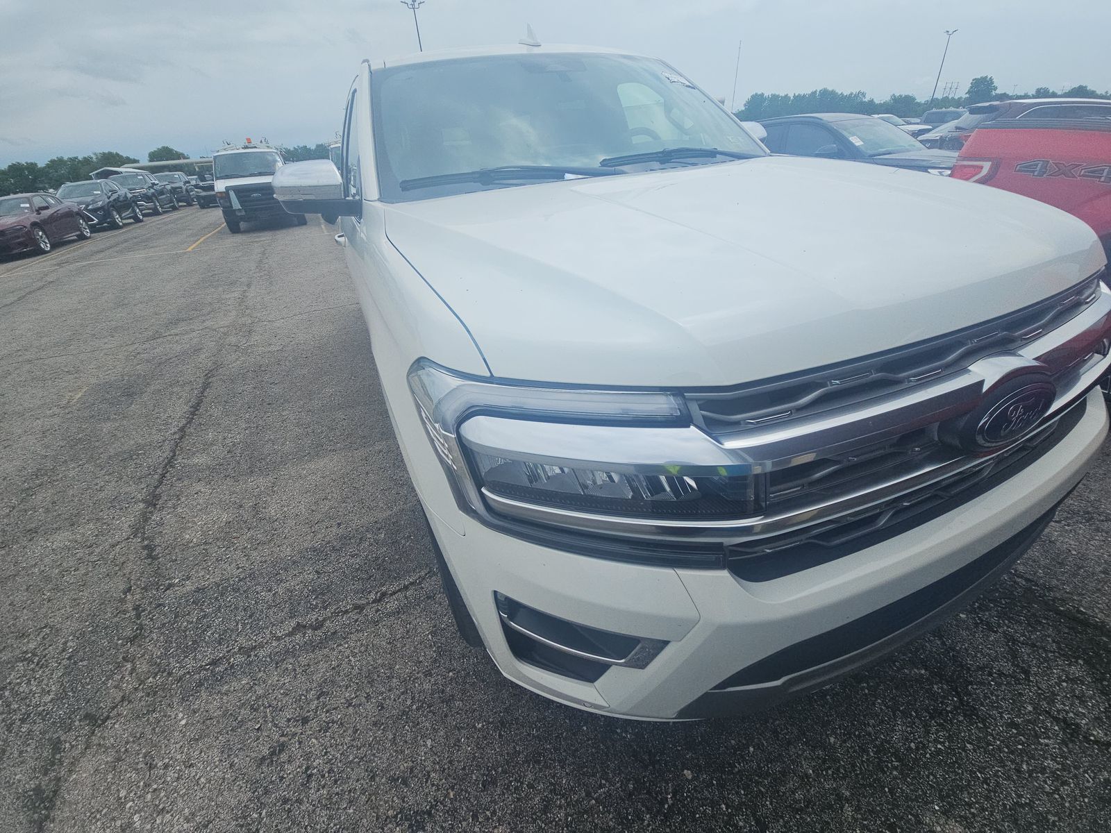 FORD EXPEDITION MAX - 4