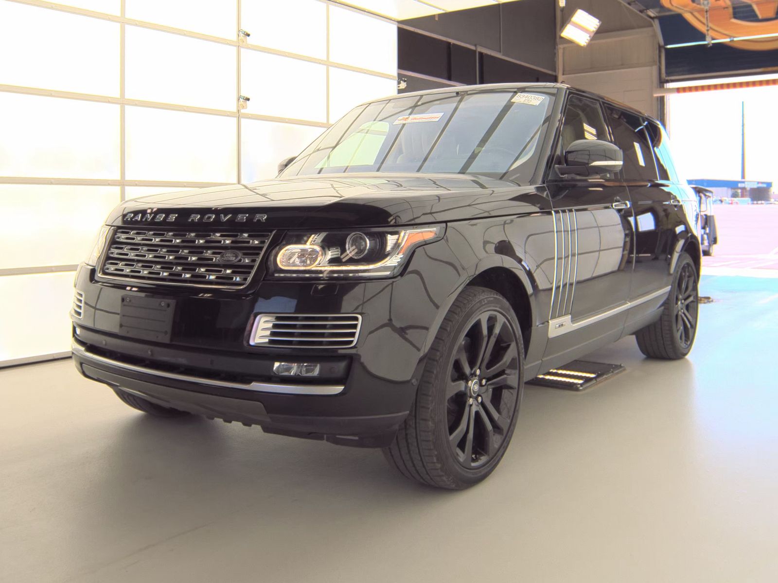 LAND ROVER RANGE ROVER - 1