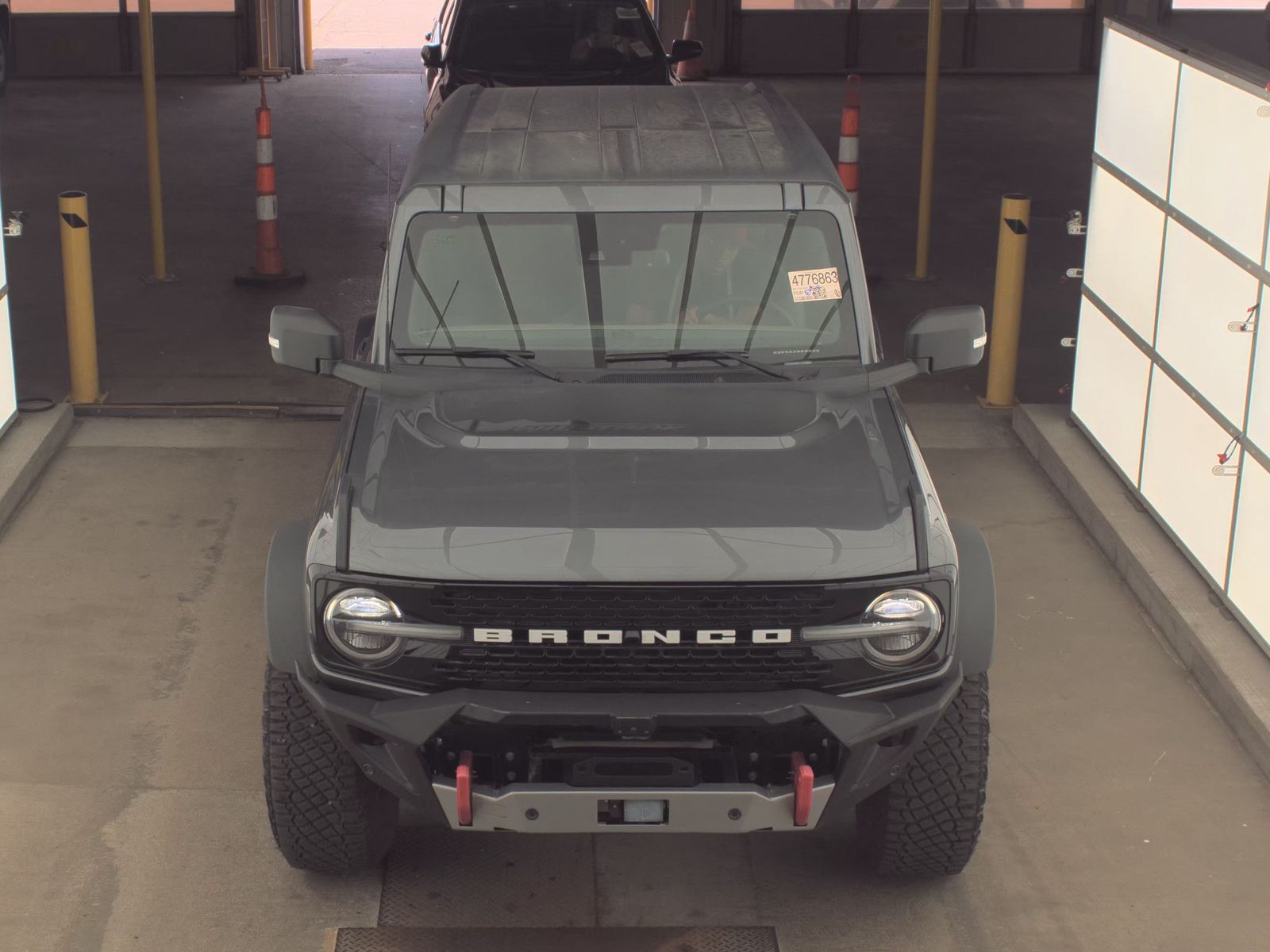 FORD BRONCO - 3