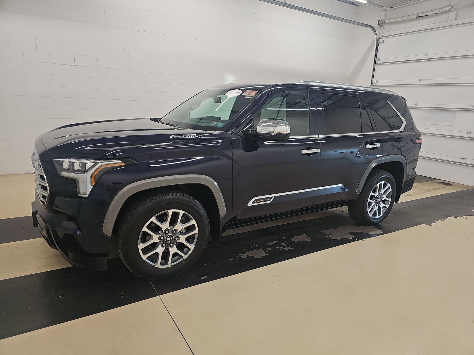 2025 Toyota Sequoia 1794 4WD i-FORCE MAX Hybrid's photo