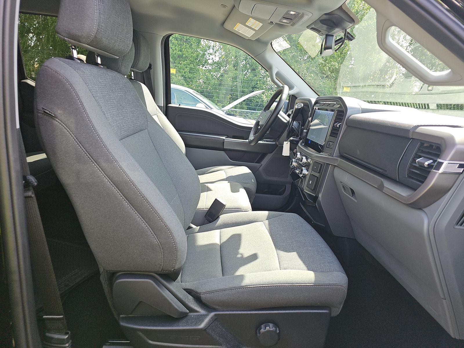 2024 Ford F-150 XLT AWD