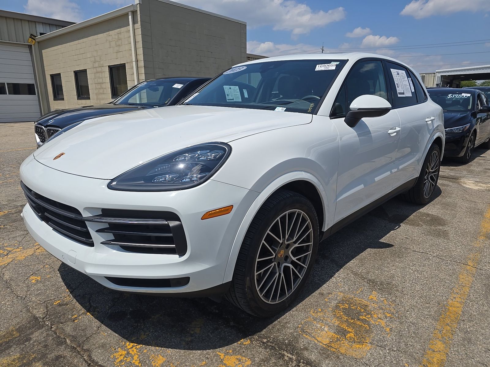 PORSCHE CAYENNE - 1
