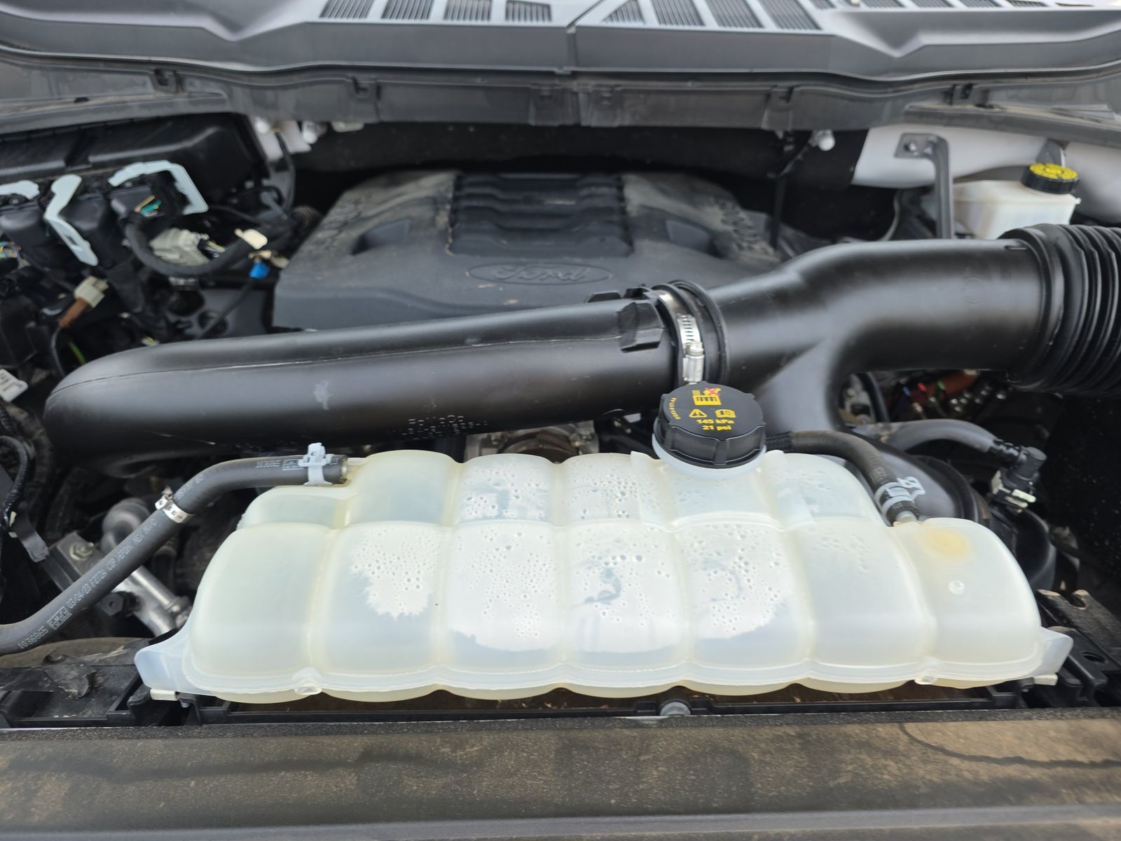 2023 Ford F-150 Lariat AWD