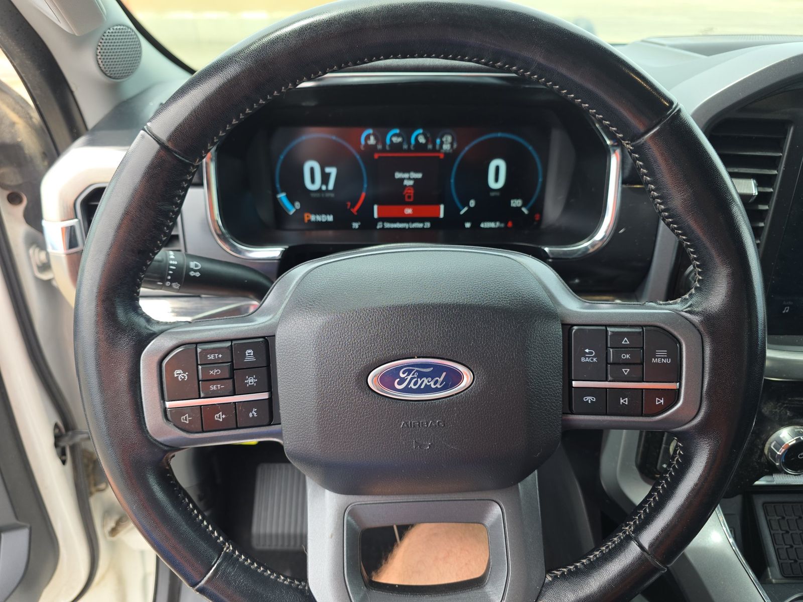 2023 Ford F-150 Lariat AWD