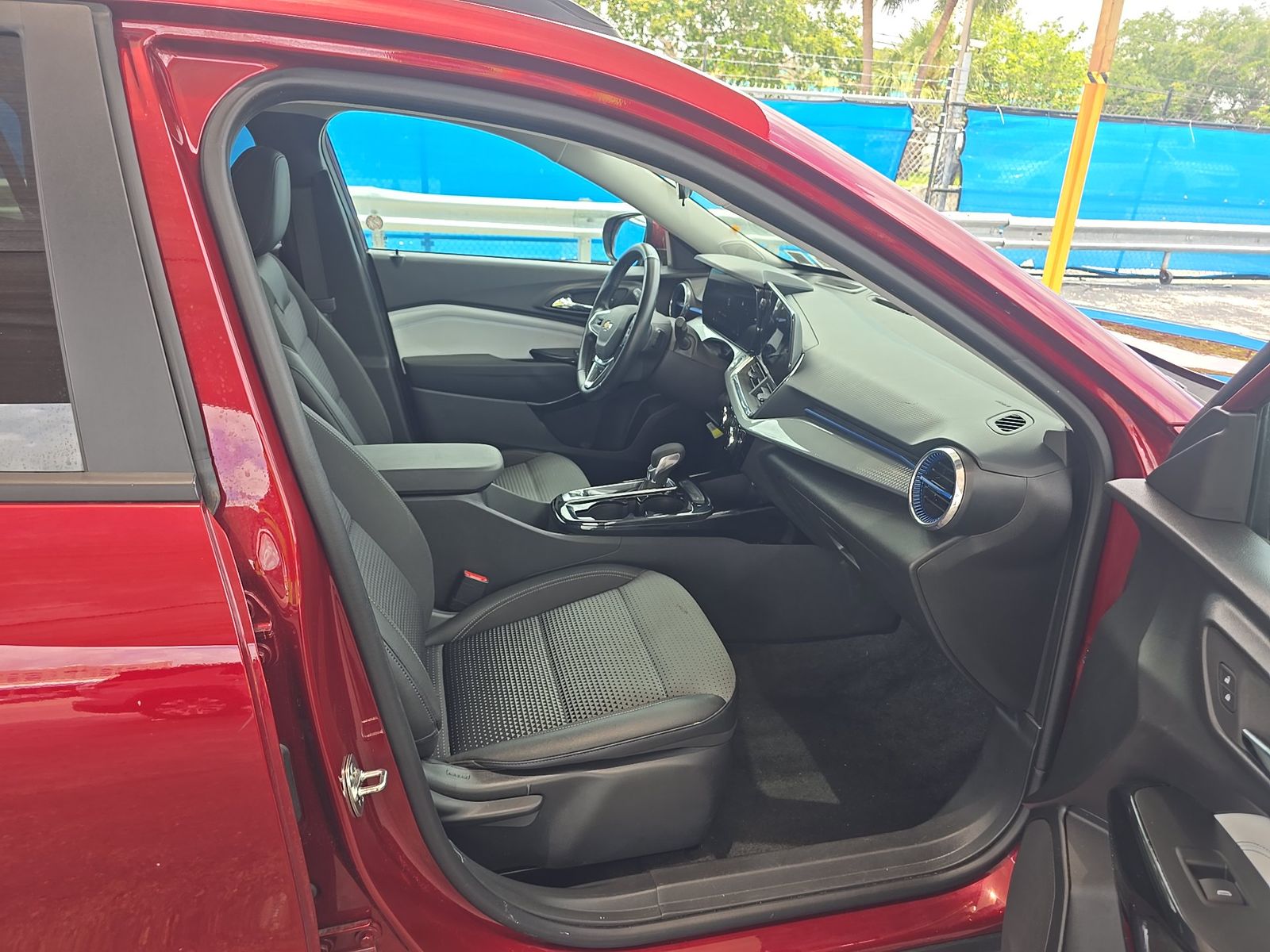 CHEVROLET TRAX - 9