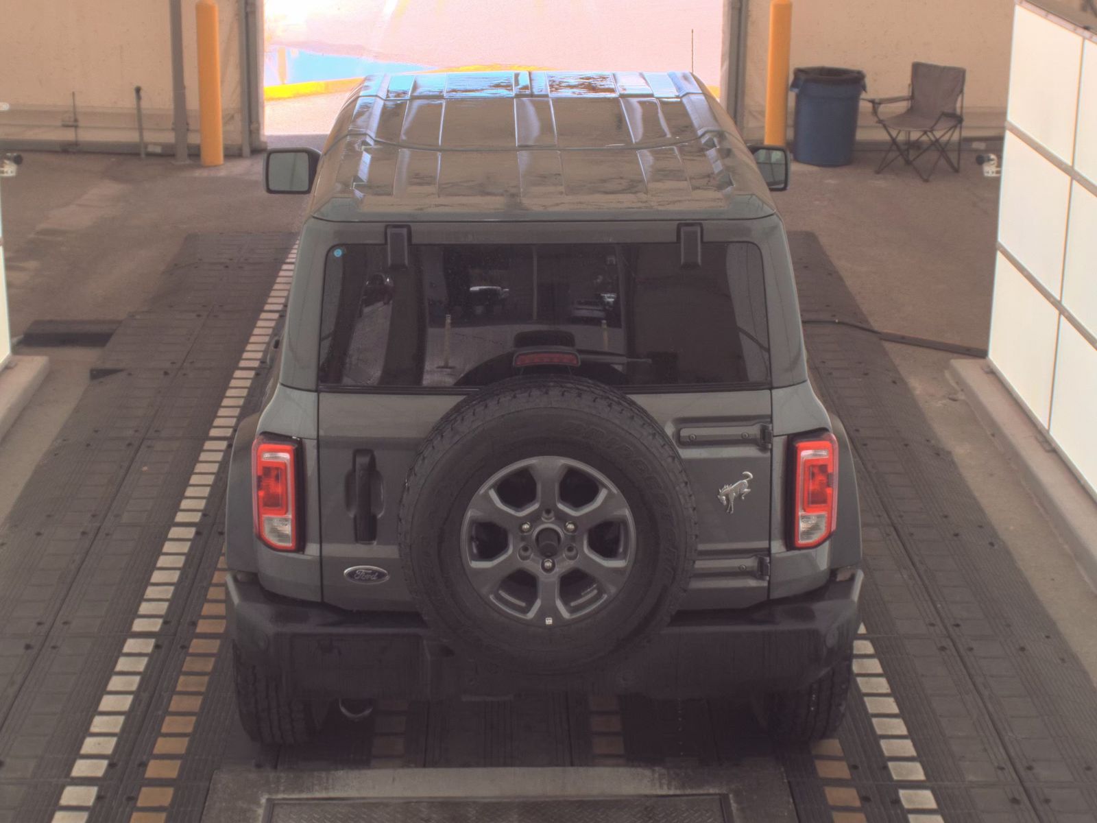 FORD BRONCO - 7