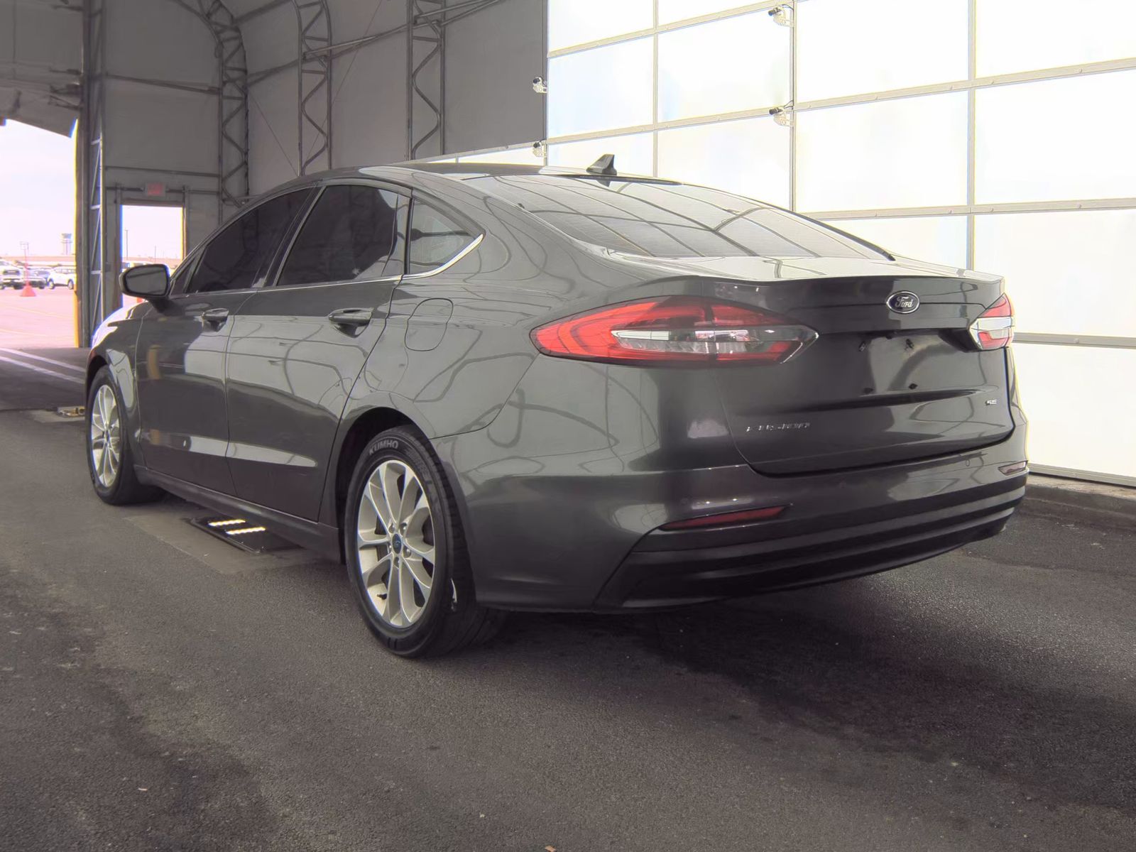 FORD FUSION - 9