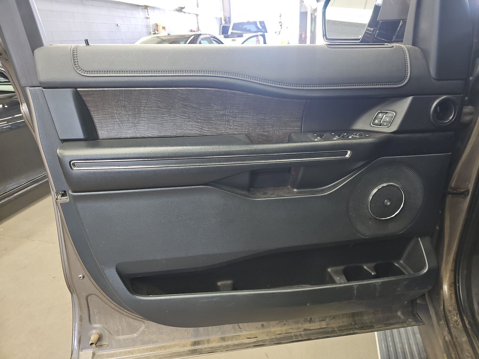 FORD EXPEDITION MAX - 10