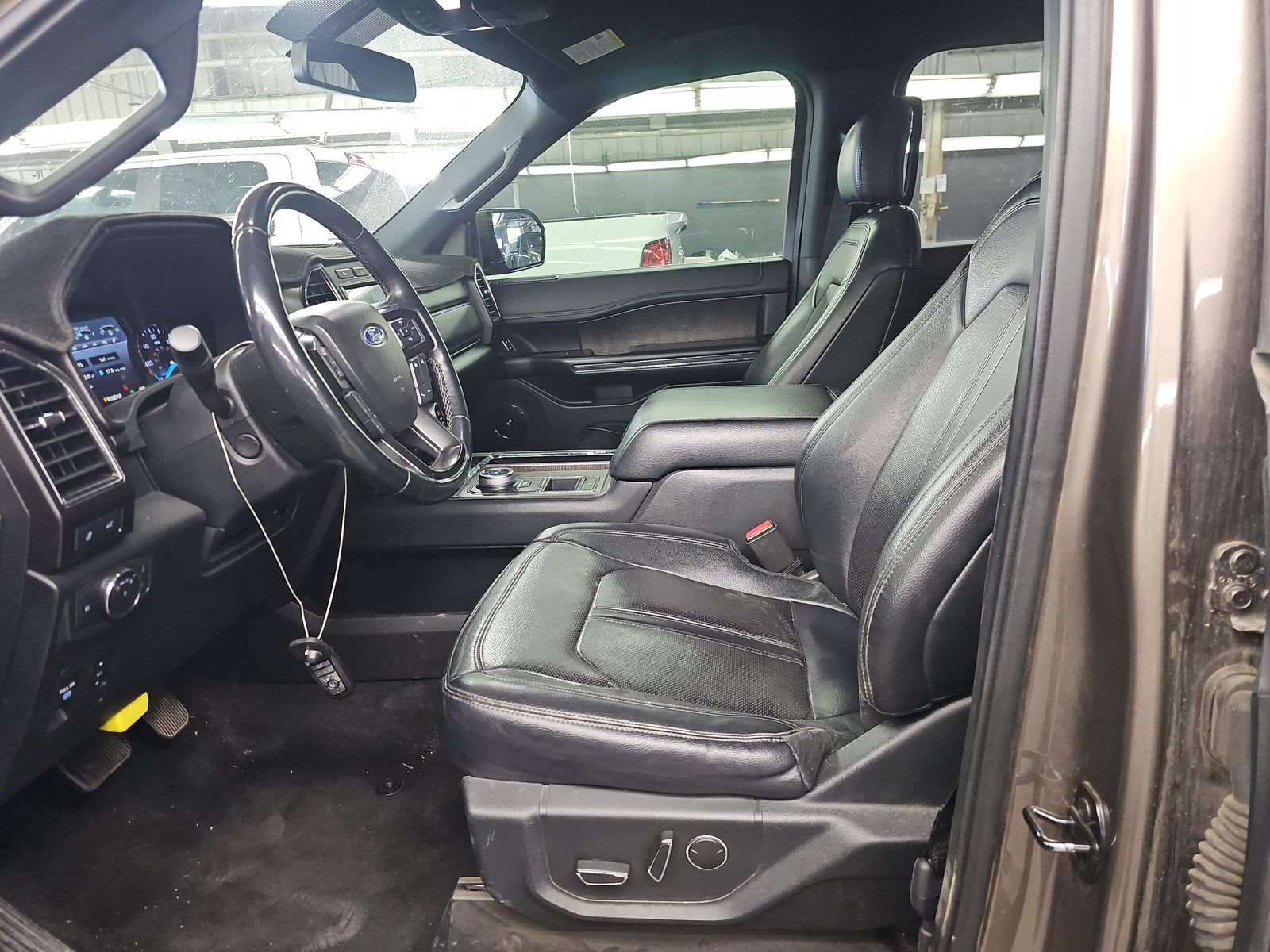 FORD EXPEDITION MAX - 8