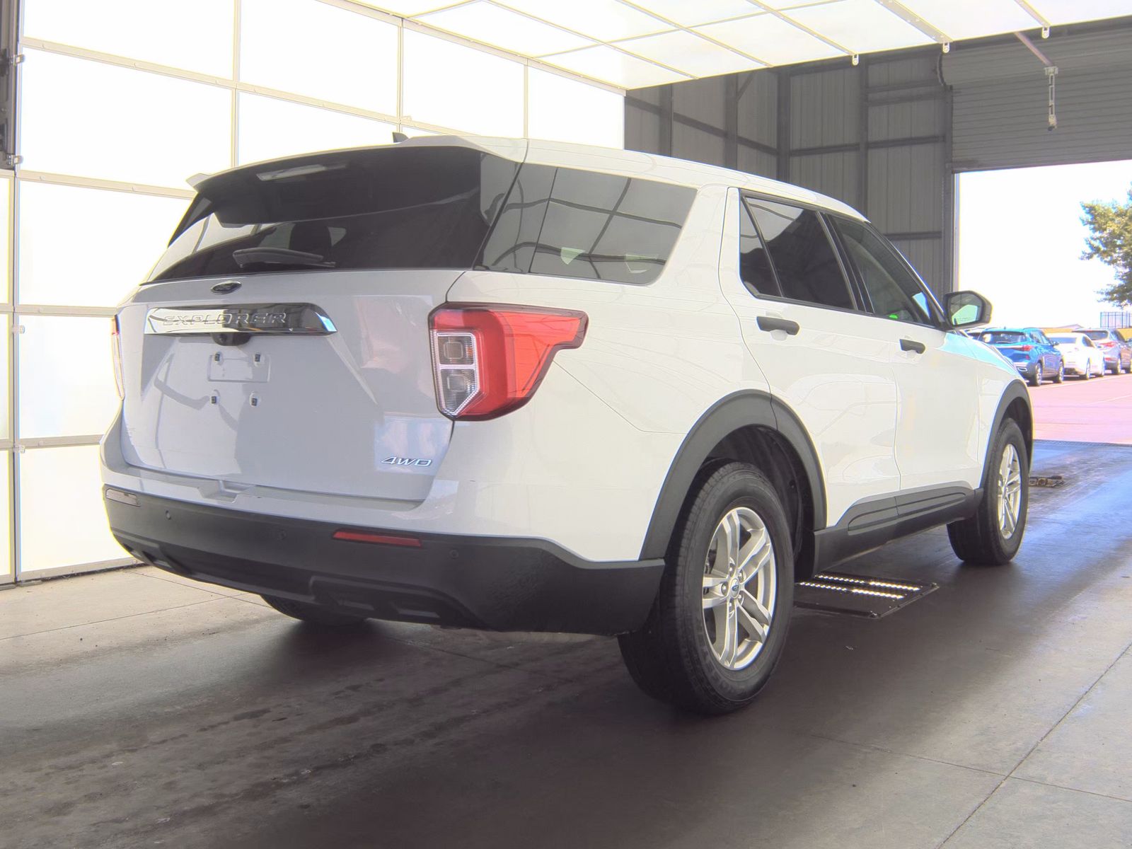 FORD EXPLORER - 6