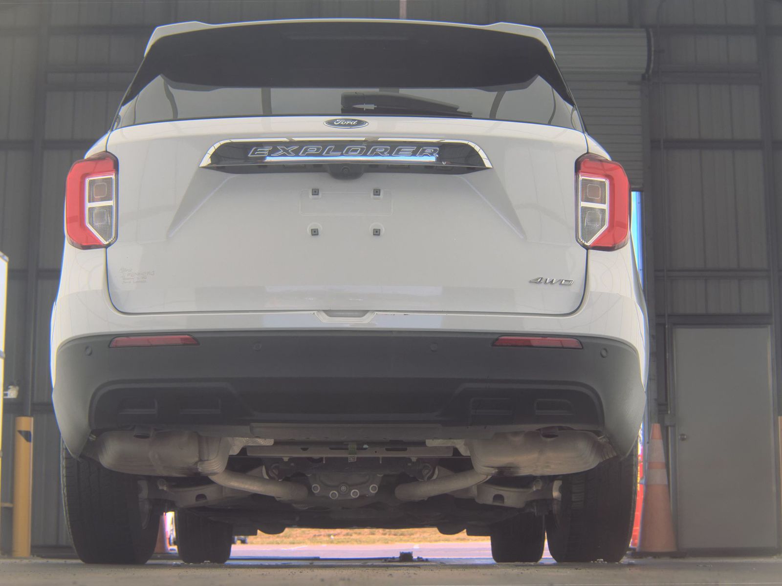 FORD EXPLORER - 8