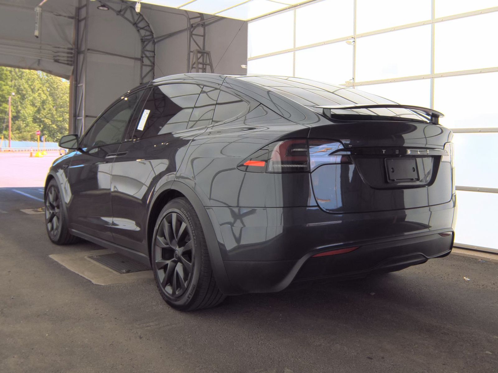 TESLA MODEL X - 9