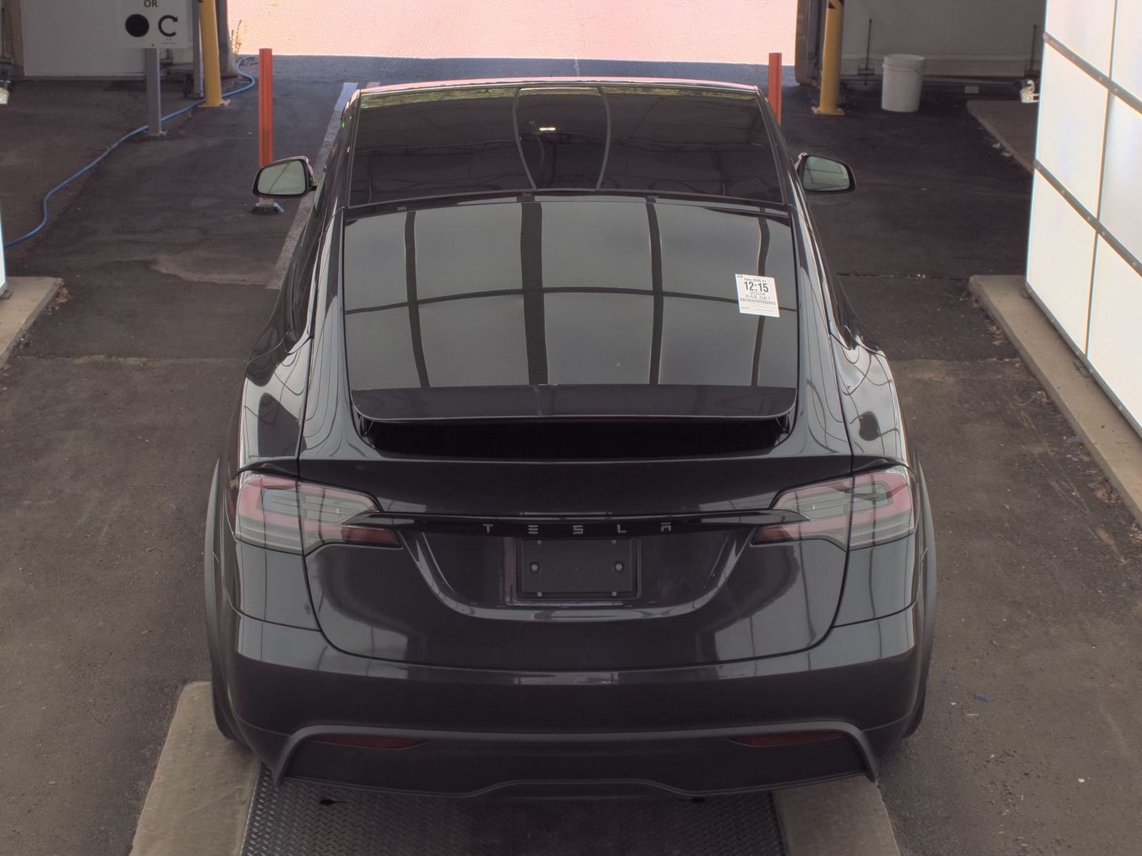 TESLA MODEL X - 7