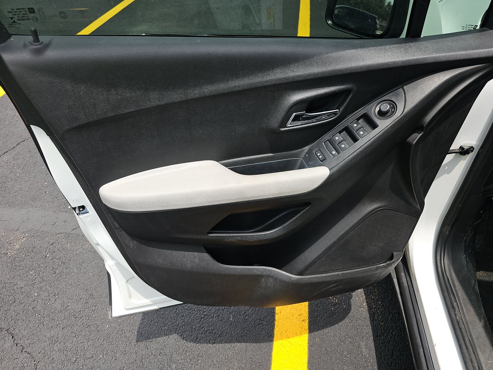 CHEVROLET TRAX - 10
