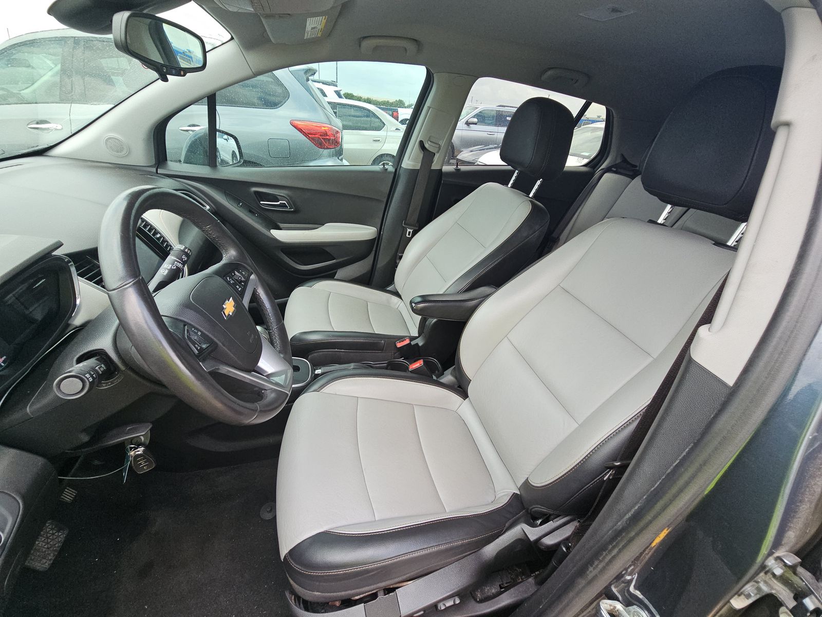 CHEVROLET TRAX - 8