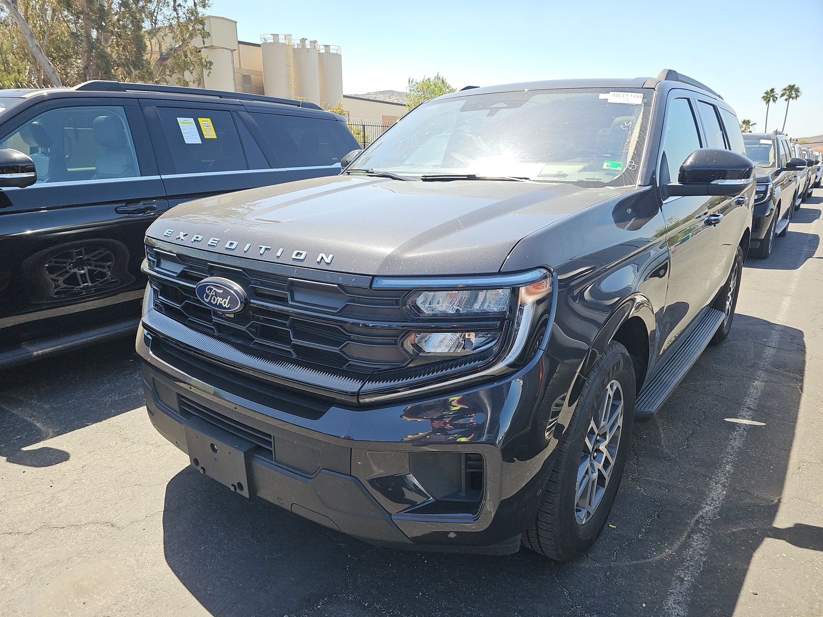 FORD EXPEDITION - 1