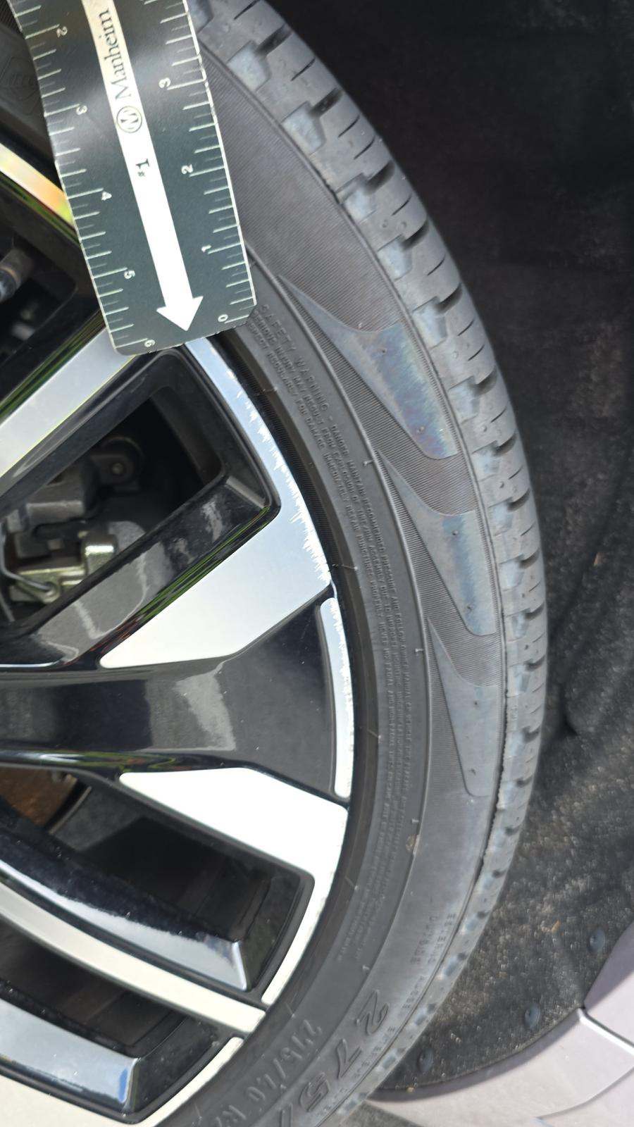 2026 Volvo XC90 B6 Plus FWD