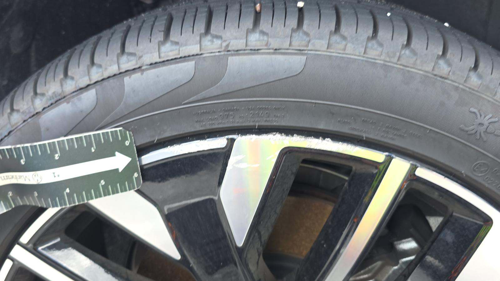 2026 Volvo XC90 B6 Plus FWD