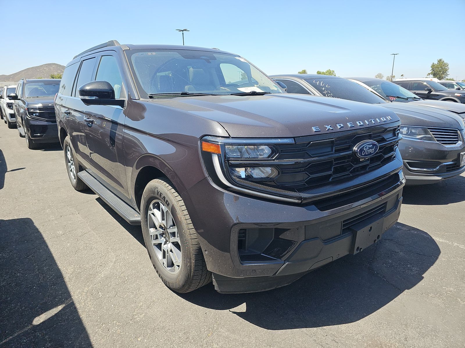 FORD EXPEDITION - 4