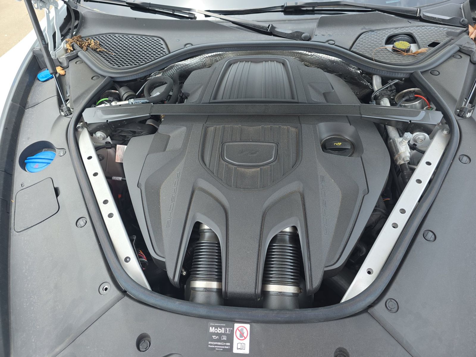 2025 Porsche Panamera 4 AWD