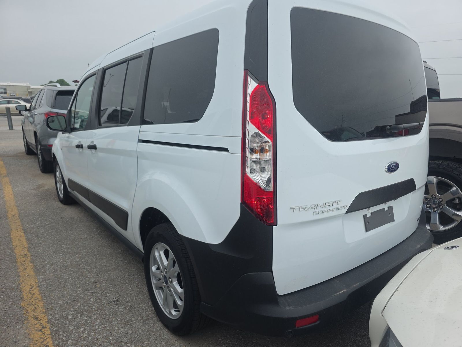 FORD TRANSIT CONNECT - 7