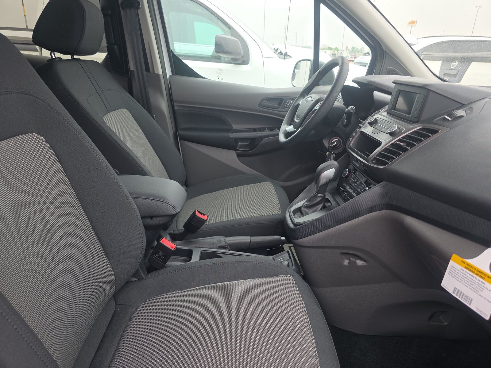 FORD TRANSIT CONNECT - 9