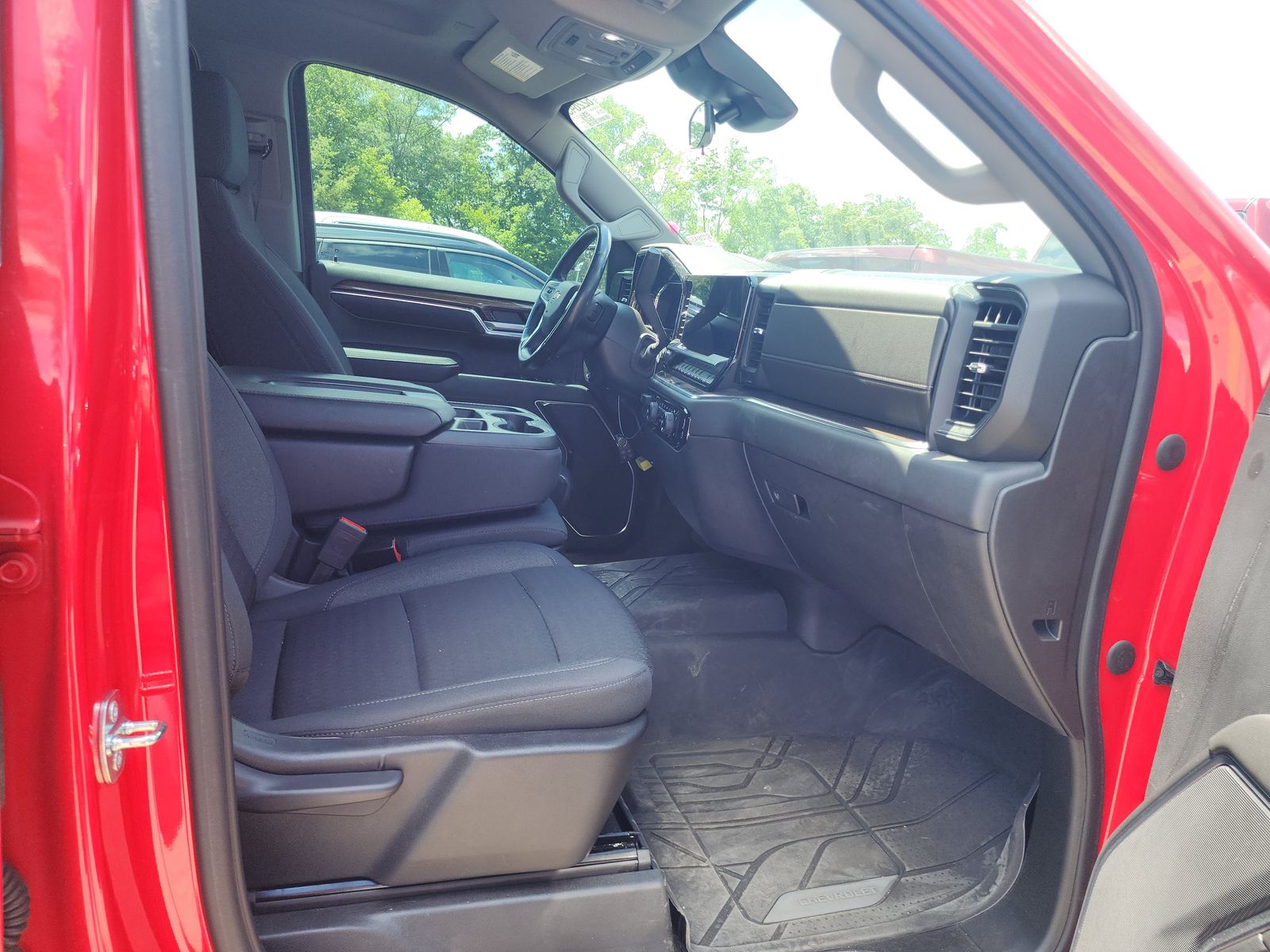 2022 Chevrolet Silverado 1500 LT RWD