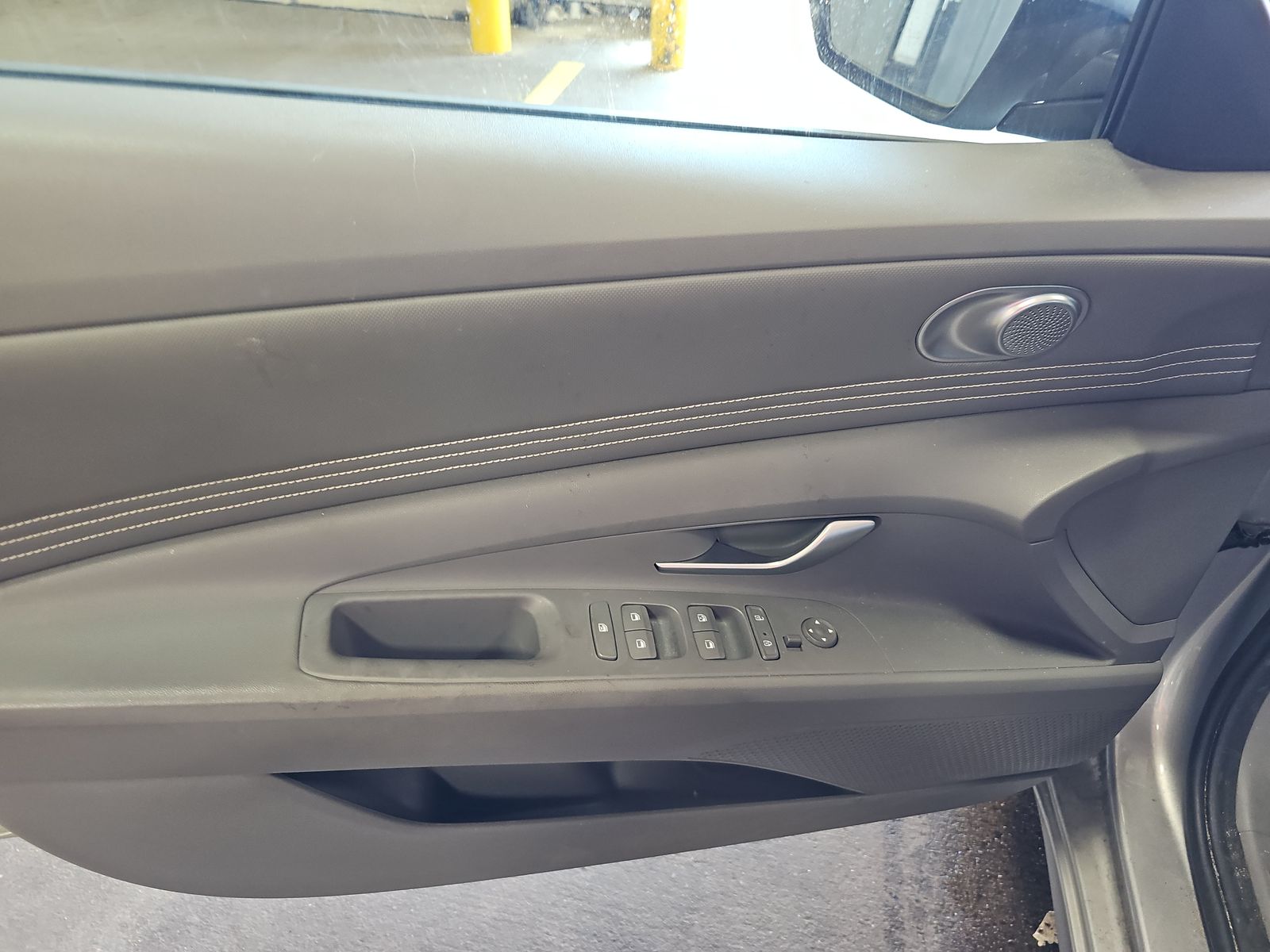 2023 Hyundai Elantra SEL FWD