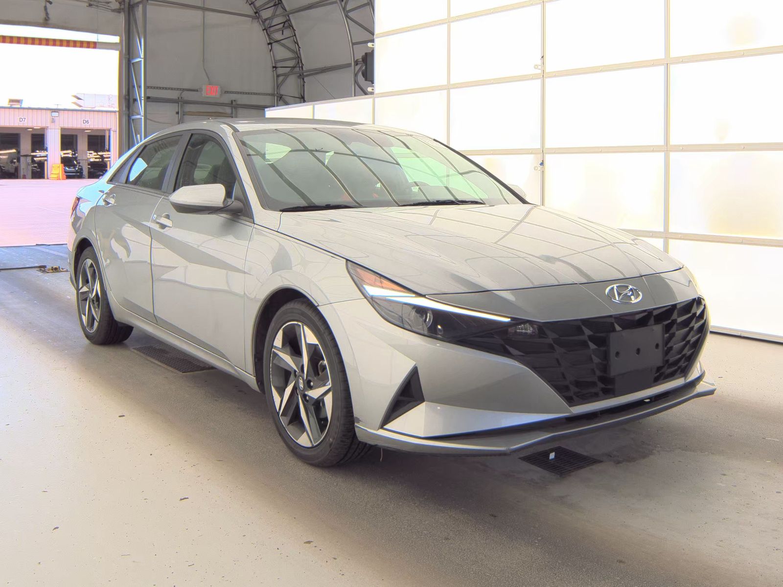 2023 Hyundai Elantra SEL FWD