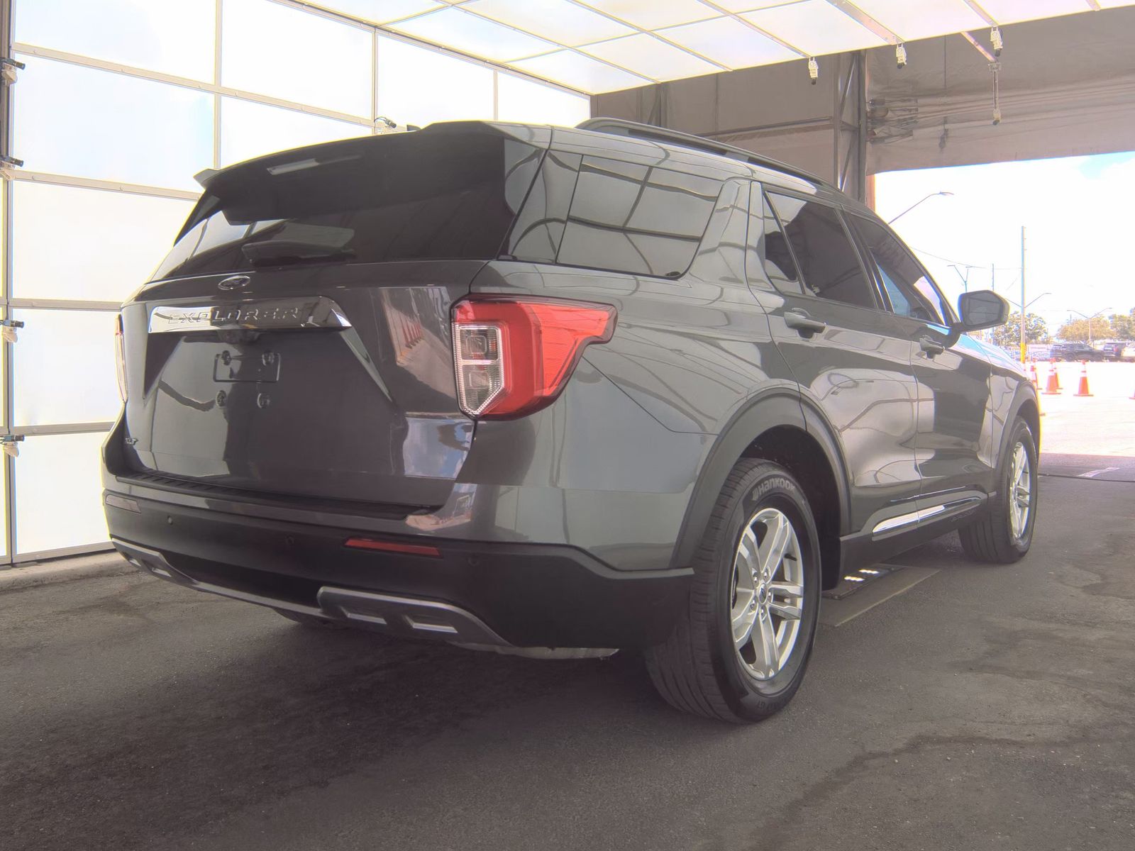 FORD EXPLORER - 6