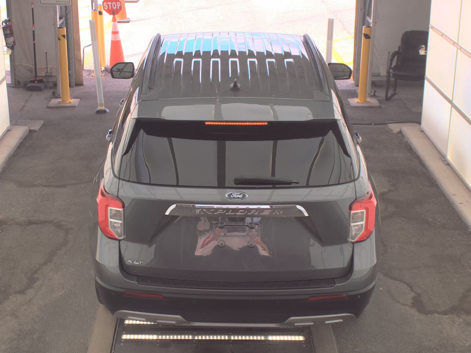 FORD EXPLORER - 7