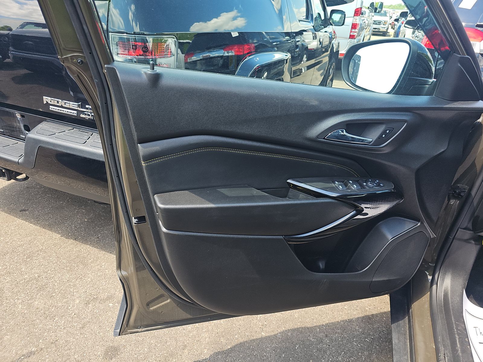 CHEVROLET TRAX - 4