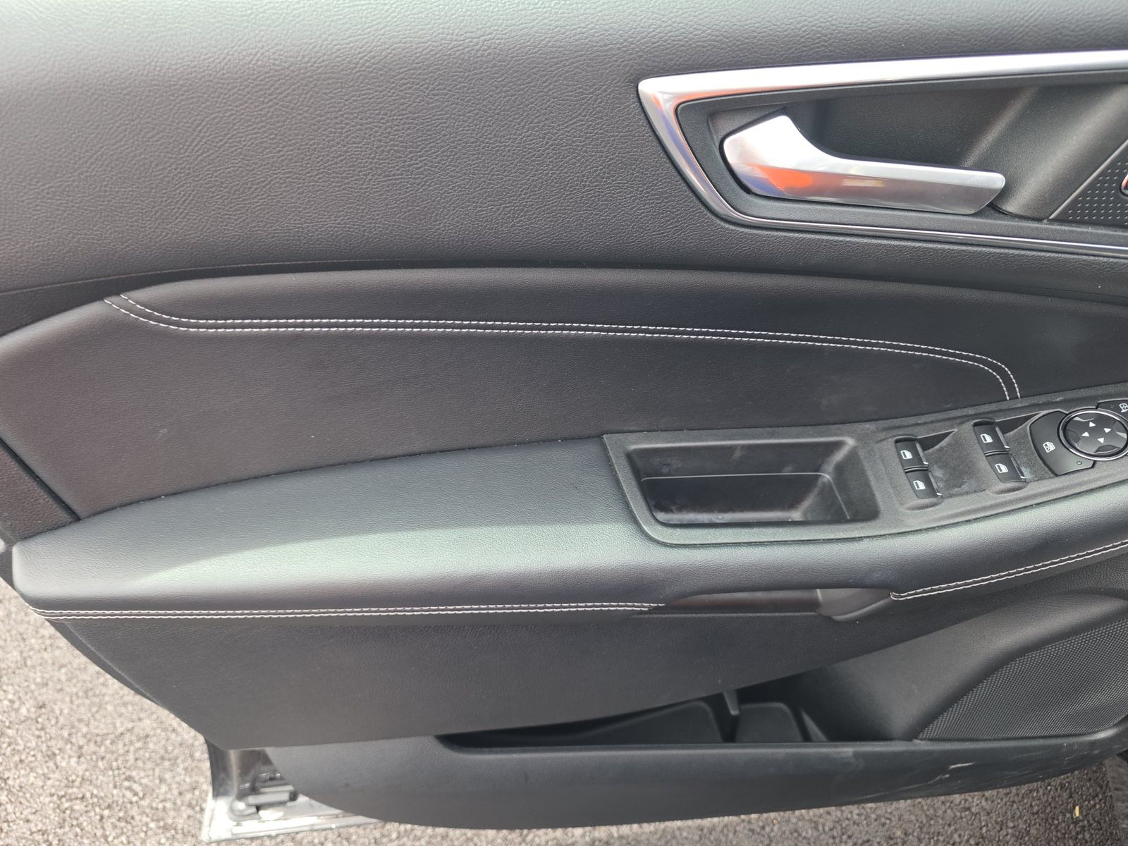 2022 Ford Edge Titanium AWD