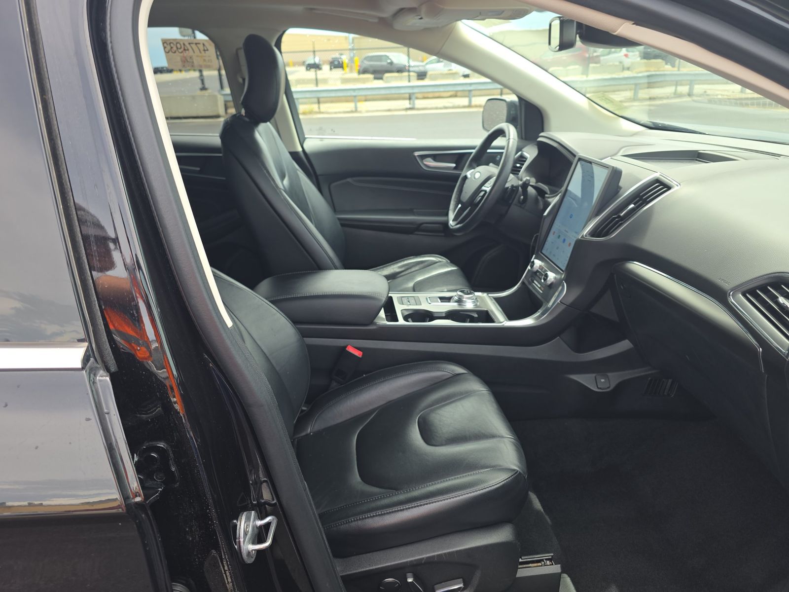 2022 Ford Edge Titanium AWD