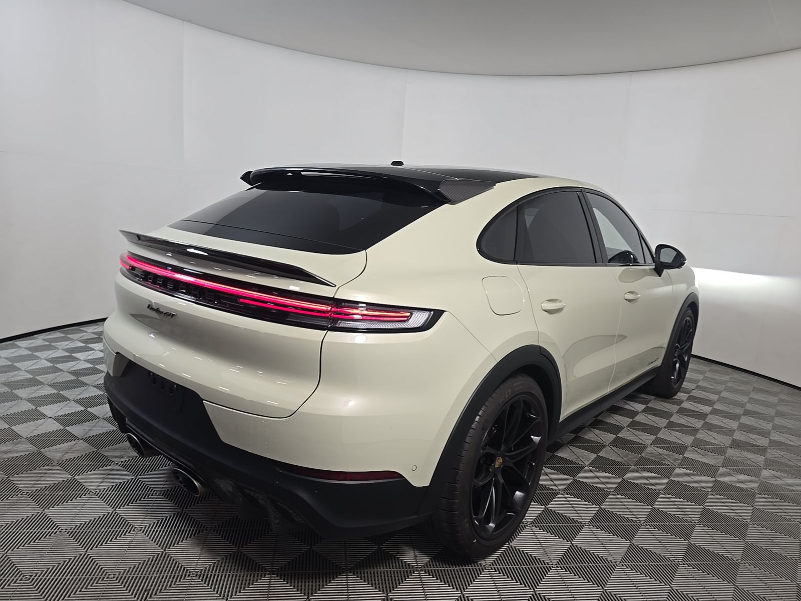 PORSCHE CAYENNE - 5