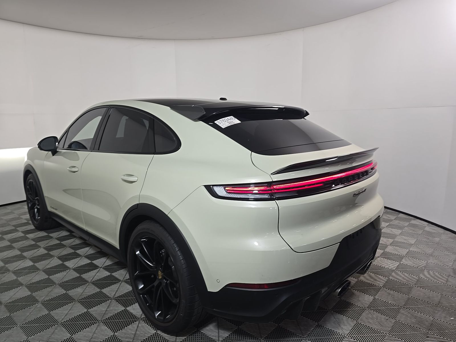 PORSCHE CAYENNE - 7