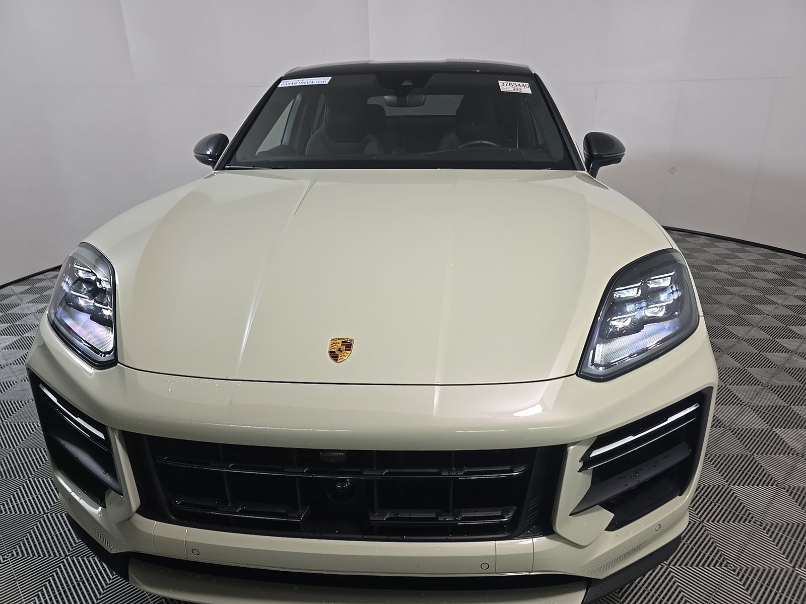 PORSCHE CAYENNE - 3