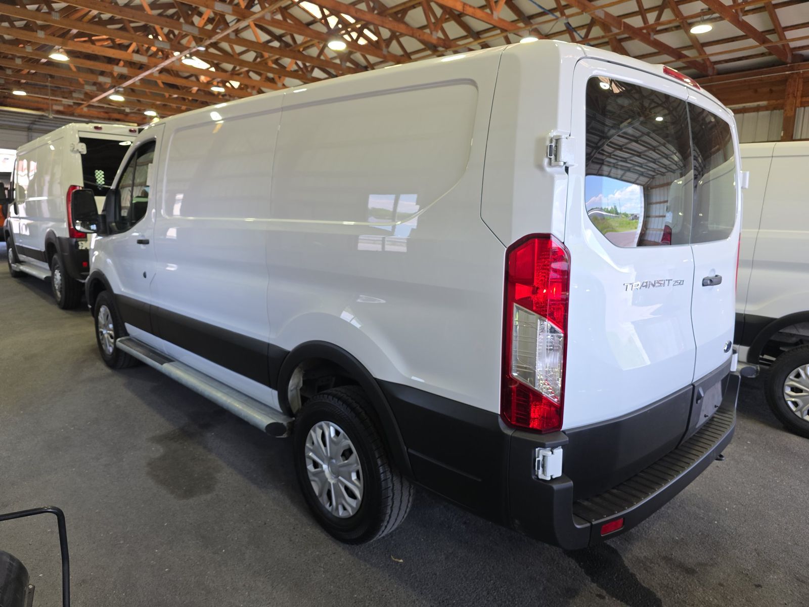 FORD TRANSIT 250 - 7
