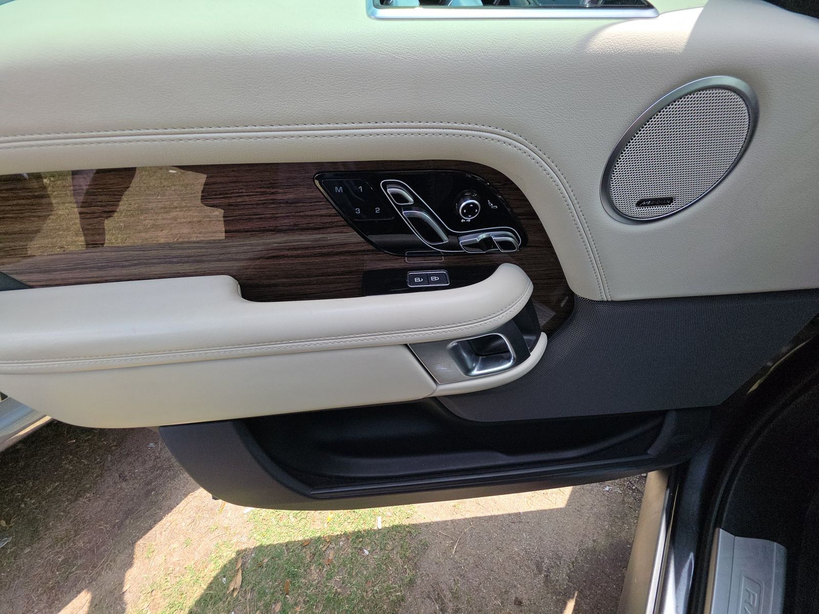 LAND ROVER RANGE ROVER - 10