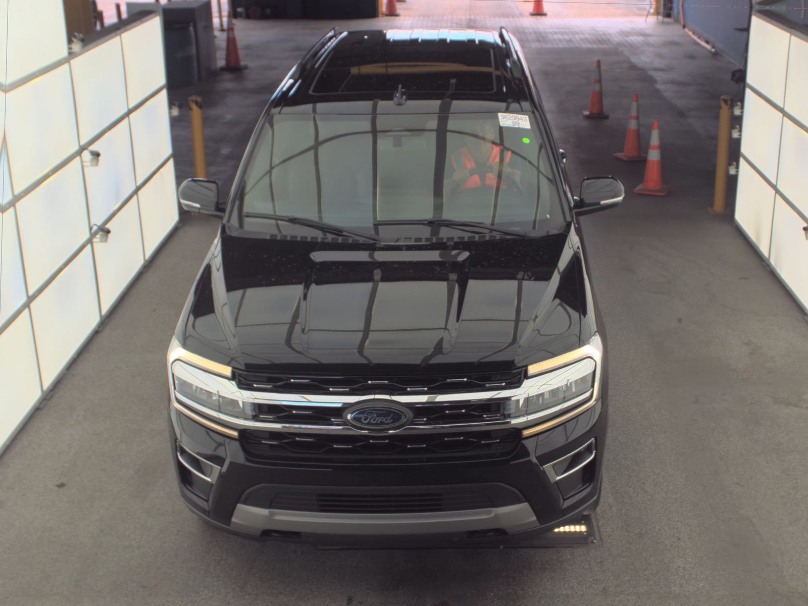FORD EXPEDITION - 3