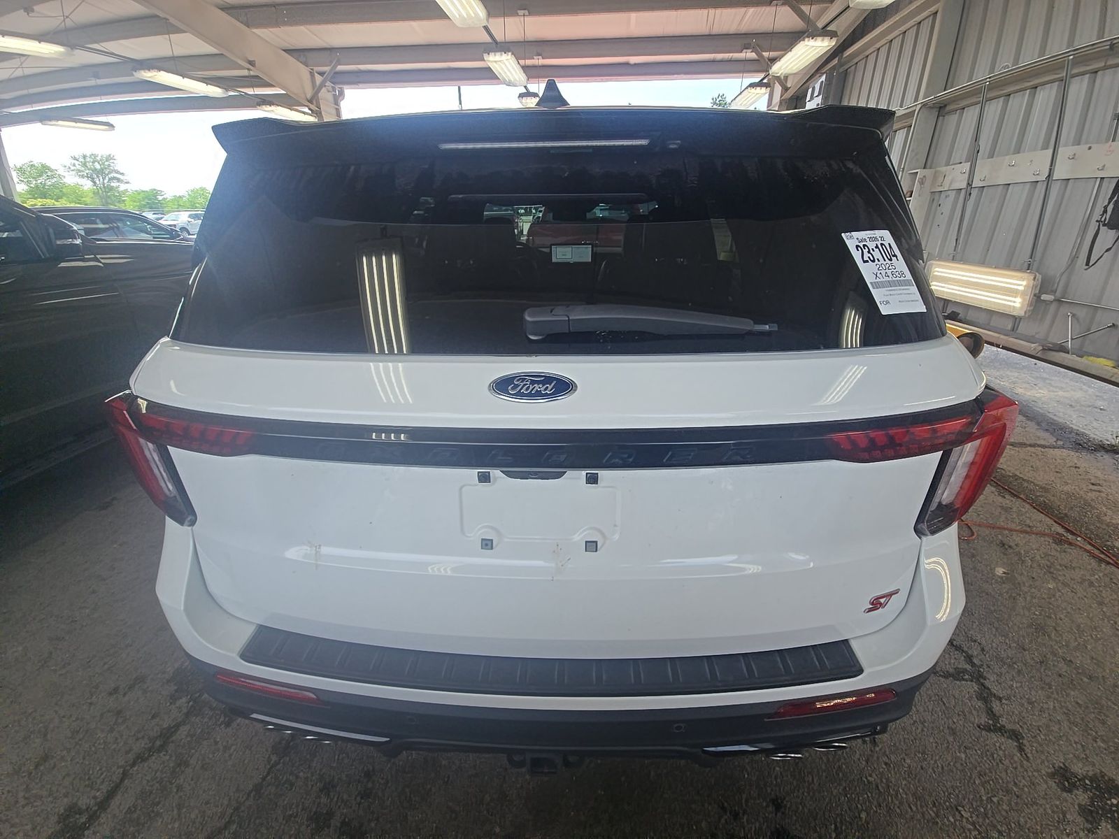 FORD EXPLORER - 6
