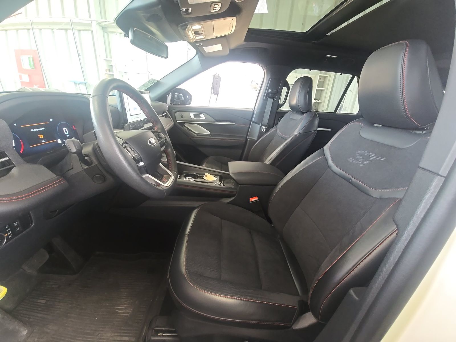 FORD EXPLORER - 8