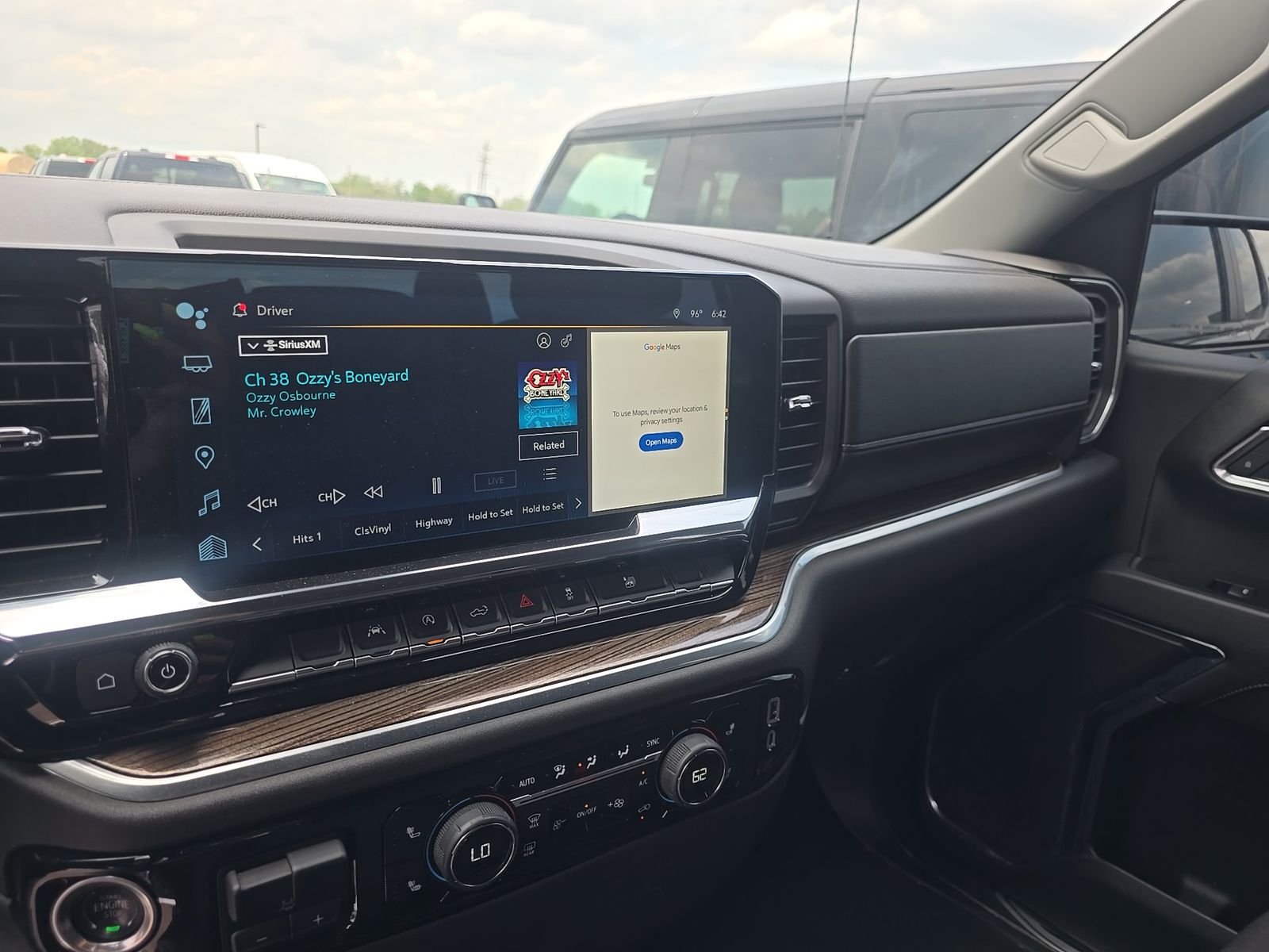 2024 Chevrolet Silverado 1500 RST AWD