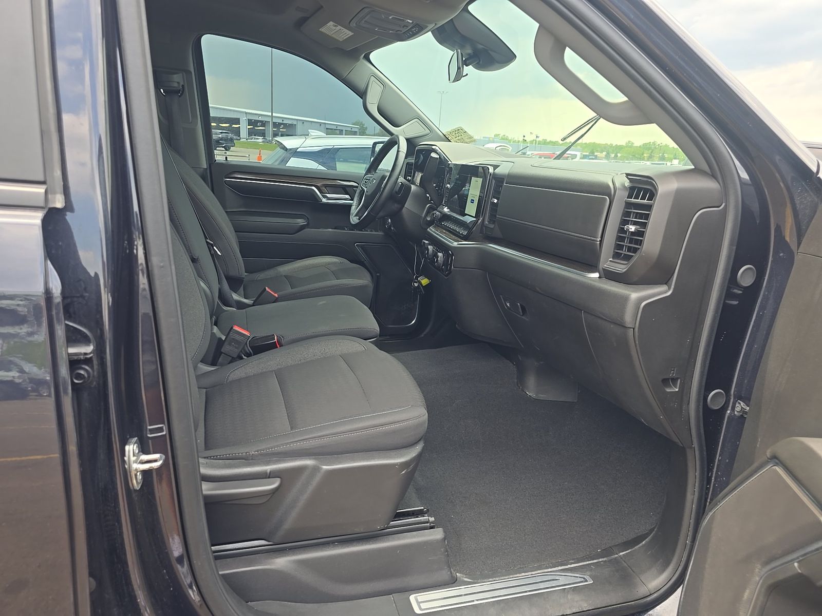 2024 Chevrolet Silverado 1500 RST AWD