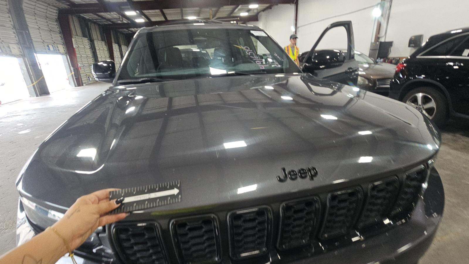 2024 Jeep Grand Cherokee Altitude RWD