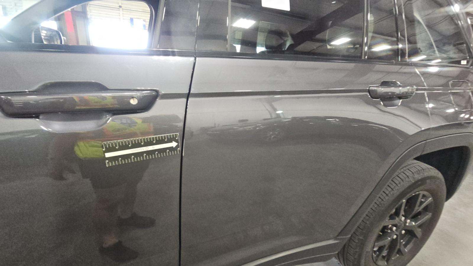 2024 Jeep Grand Cherokee Altitude RWD