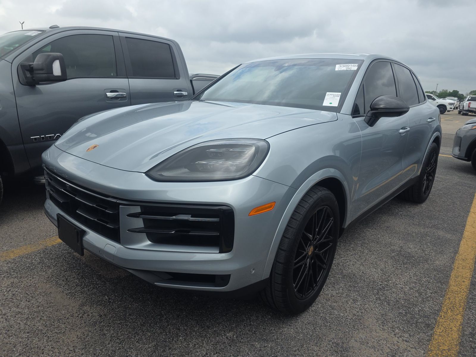 PORSCHE CAYENNE - 1