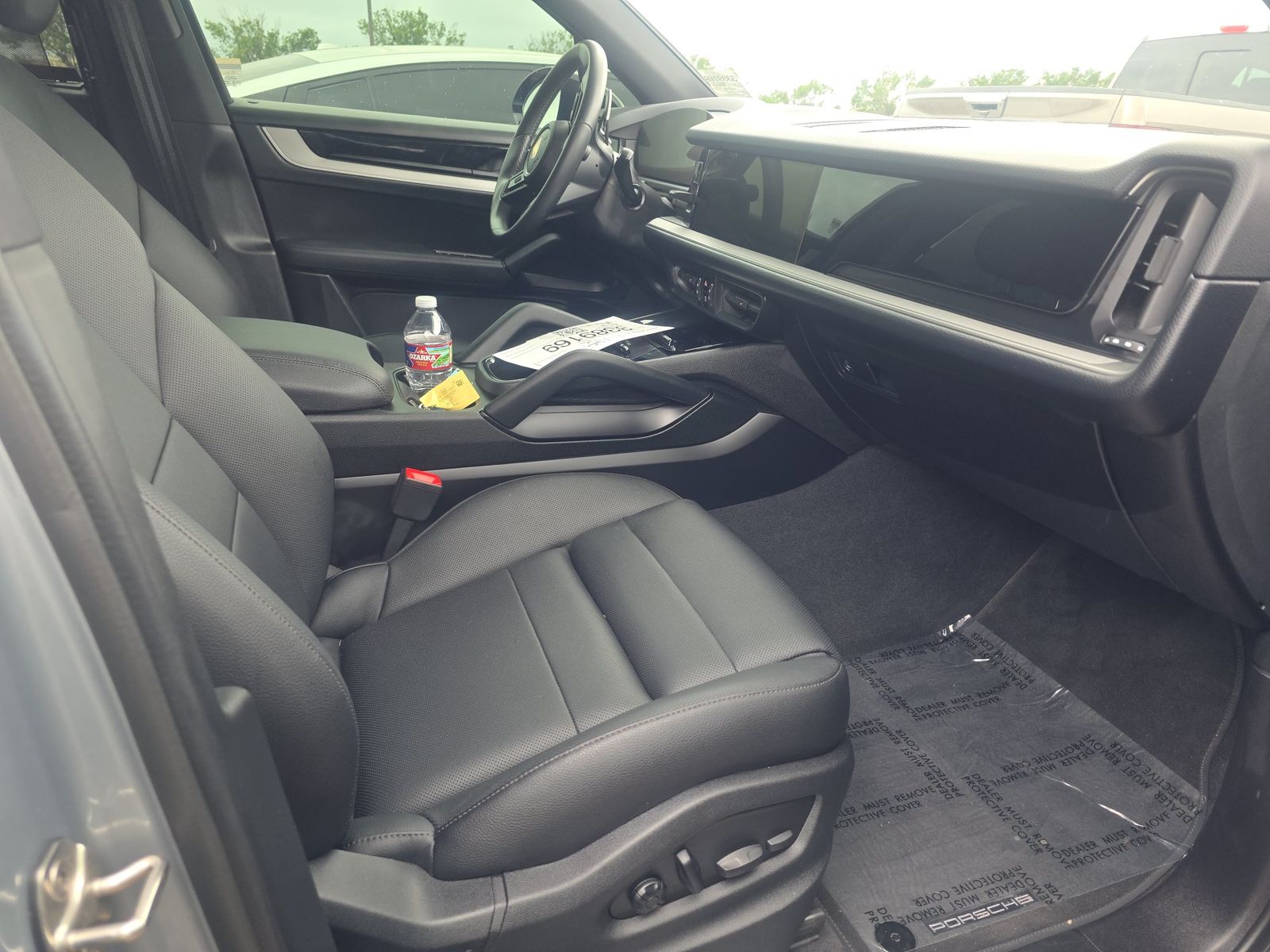 PORSCHE CAYENNE - 9